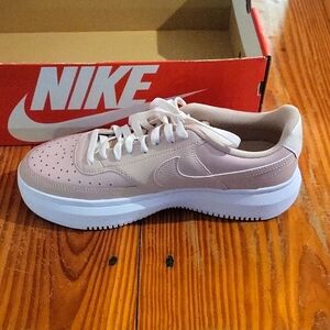 Women’s Nike Court Vision Alta LTR - Size 11